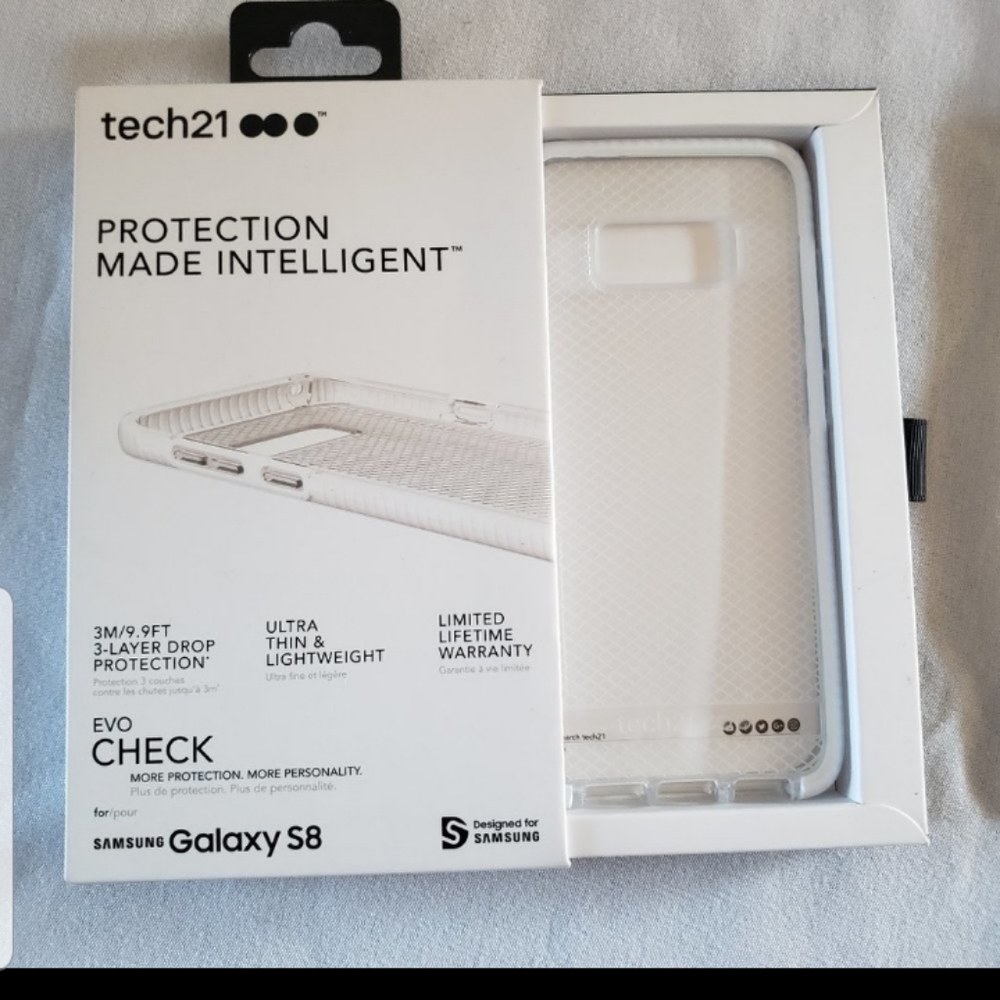 Samsung Galaxy S8 case / Tech 21 check case